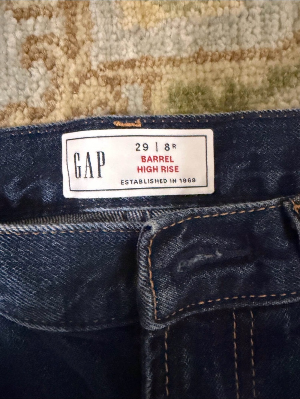 High-Rise Barrel Women’s Jeans - Dark Blue - Picture 2 of 3